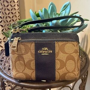 Coach Khaki/Midnight Double Zip Wristlet L1480-F52853